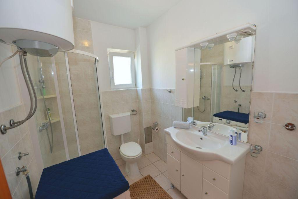 Apartment Nano-Maris Новаля Екстер'єр фото
